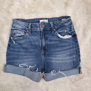 Edgely Maurices Women’s Size 10 Super High Rise Jean Shorts Cut Off Stretch